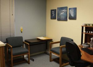 Chiropractic-and-Acupuncture-The-Institute-of-Office-Photos-1