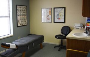 Chiropractic-and-Acupuncture-The-Institute-of-Office-Photos-6